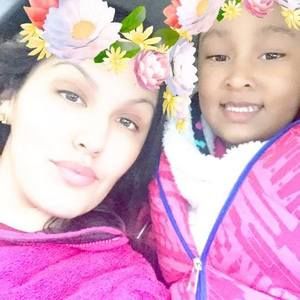 Meet your Posher, Devin